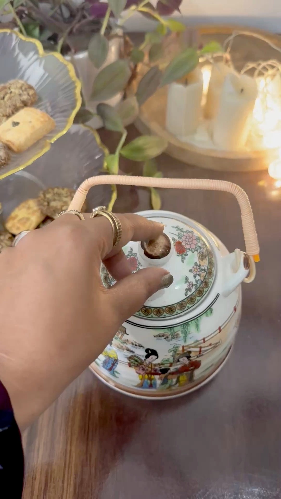 Artisanal Ceramic Teapot Collection – Handcrafted & Beautifully Detailed | CeramicVista