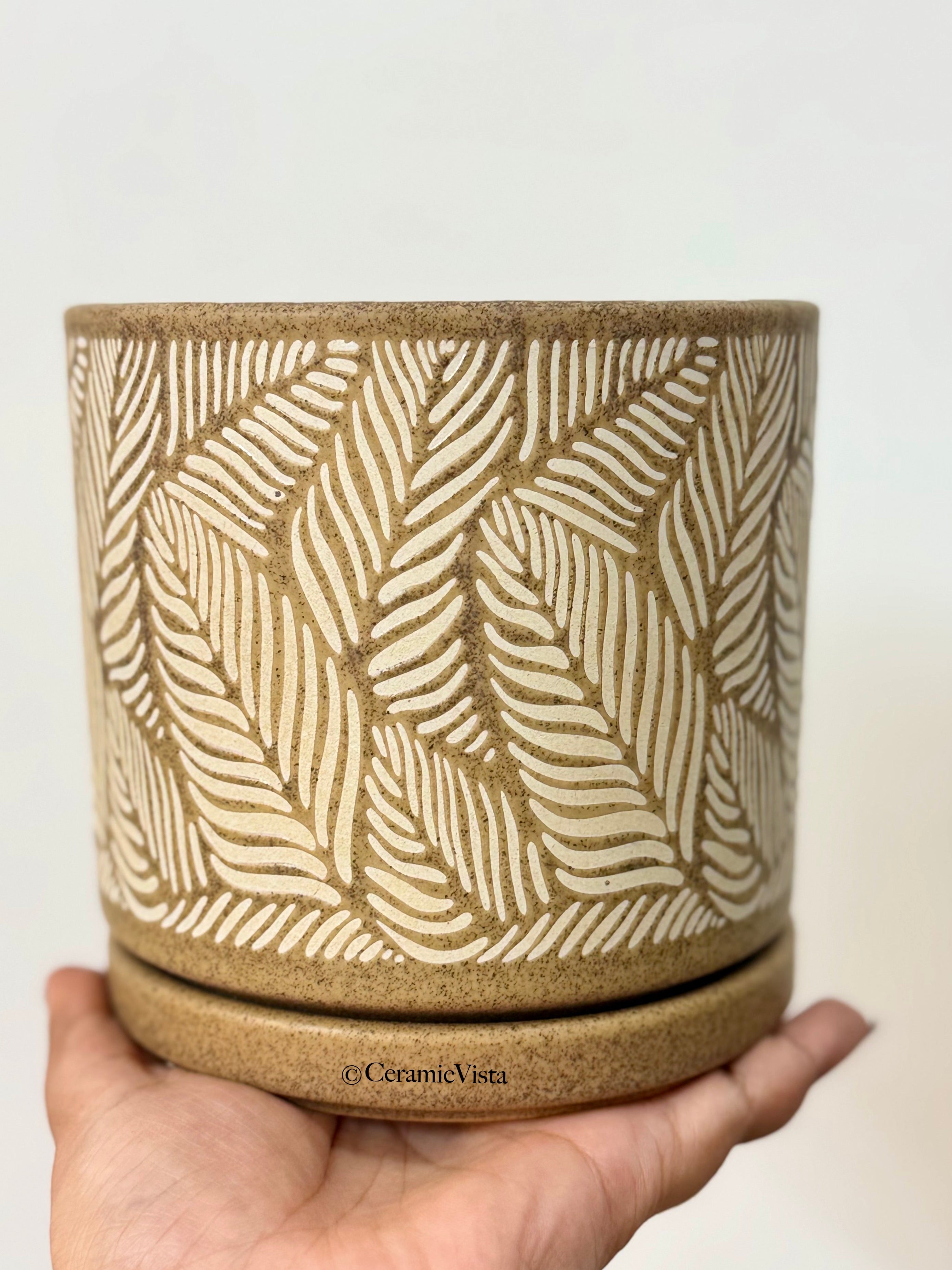 Earthy Leaf-Carved Ceramic Planter with Tray | CeramicVista